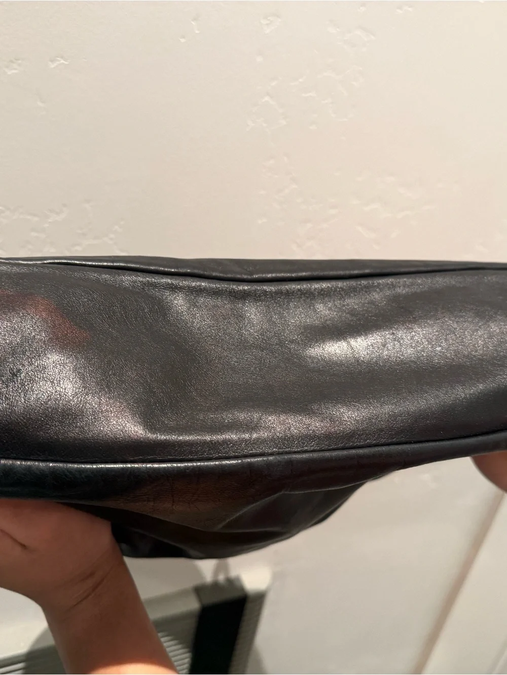 Authentic Gucci Black Leather Horsebit Hobo Bag Medium Vintage